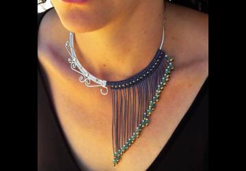 collier argent pierres tissage